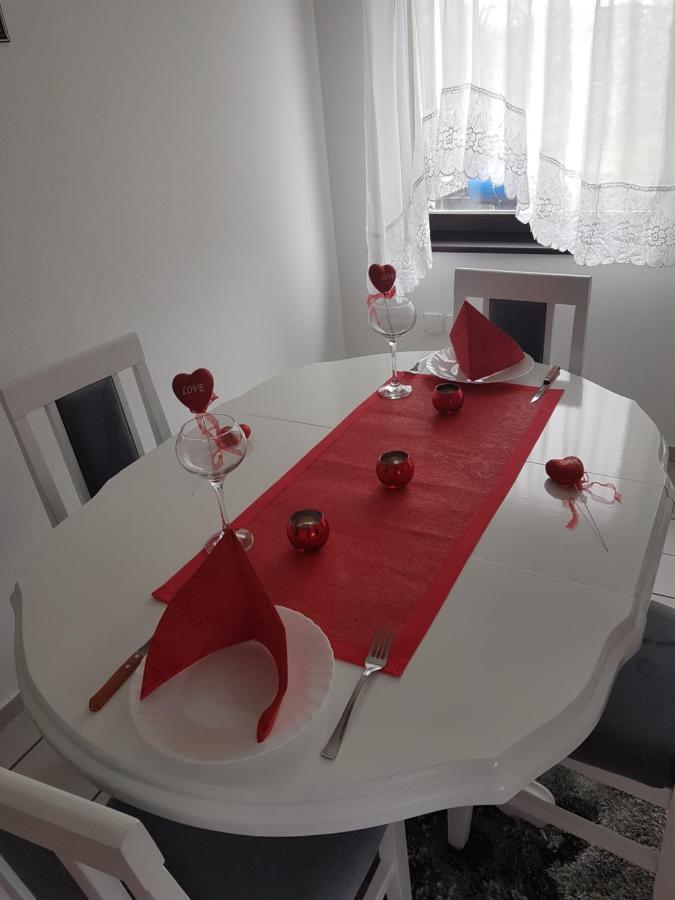 Apartmani, Sobe Ziza Bezdan ภายนอก รูปภาพ