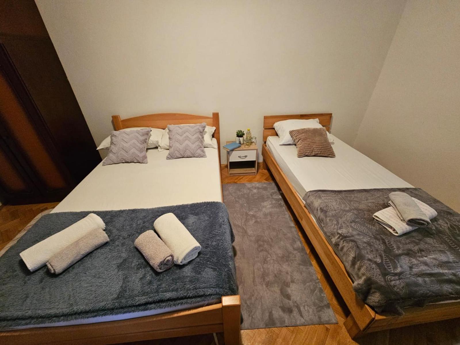 Apartmani, Sobe Ziza Bezdan ภายนอก รูปภาพ